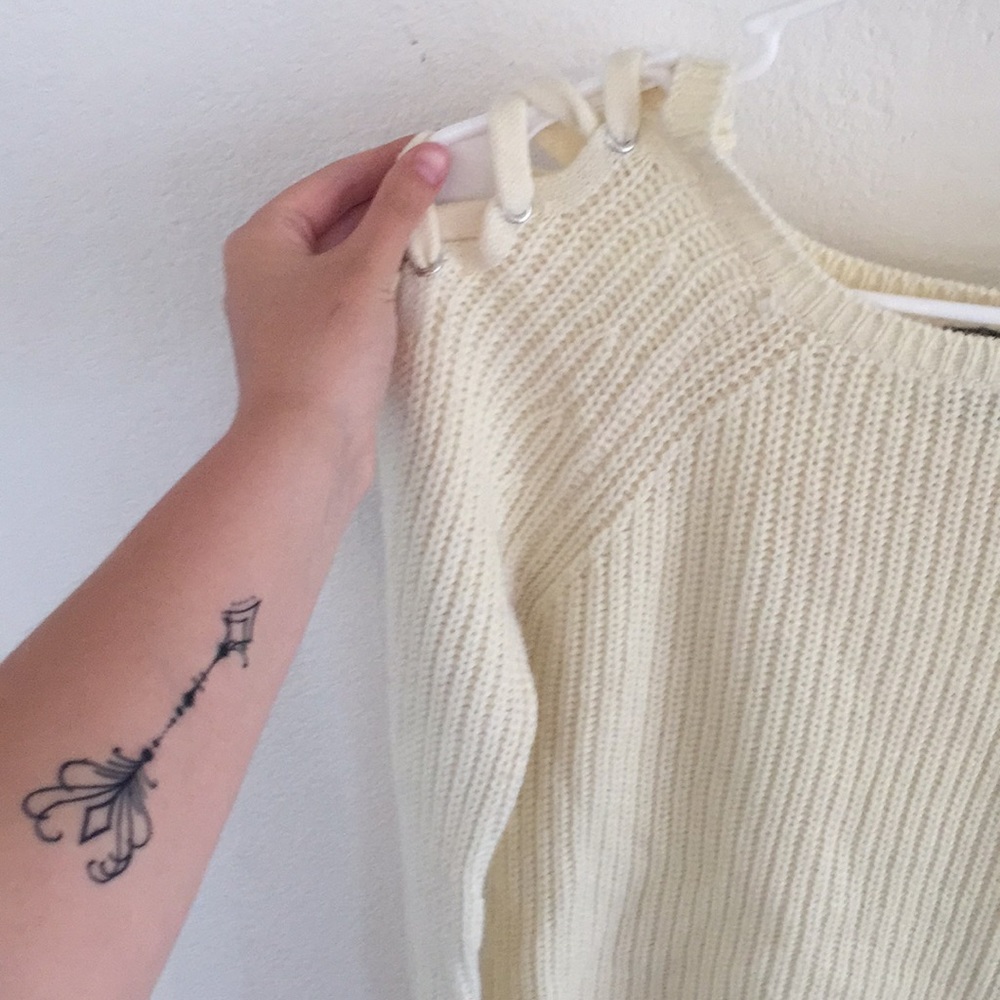 Sweater - Picture 2 of 2